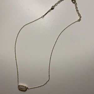 Kendra Scott Elisa Pendant Necklace in Ivory Pearl